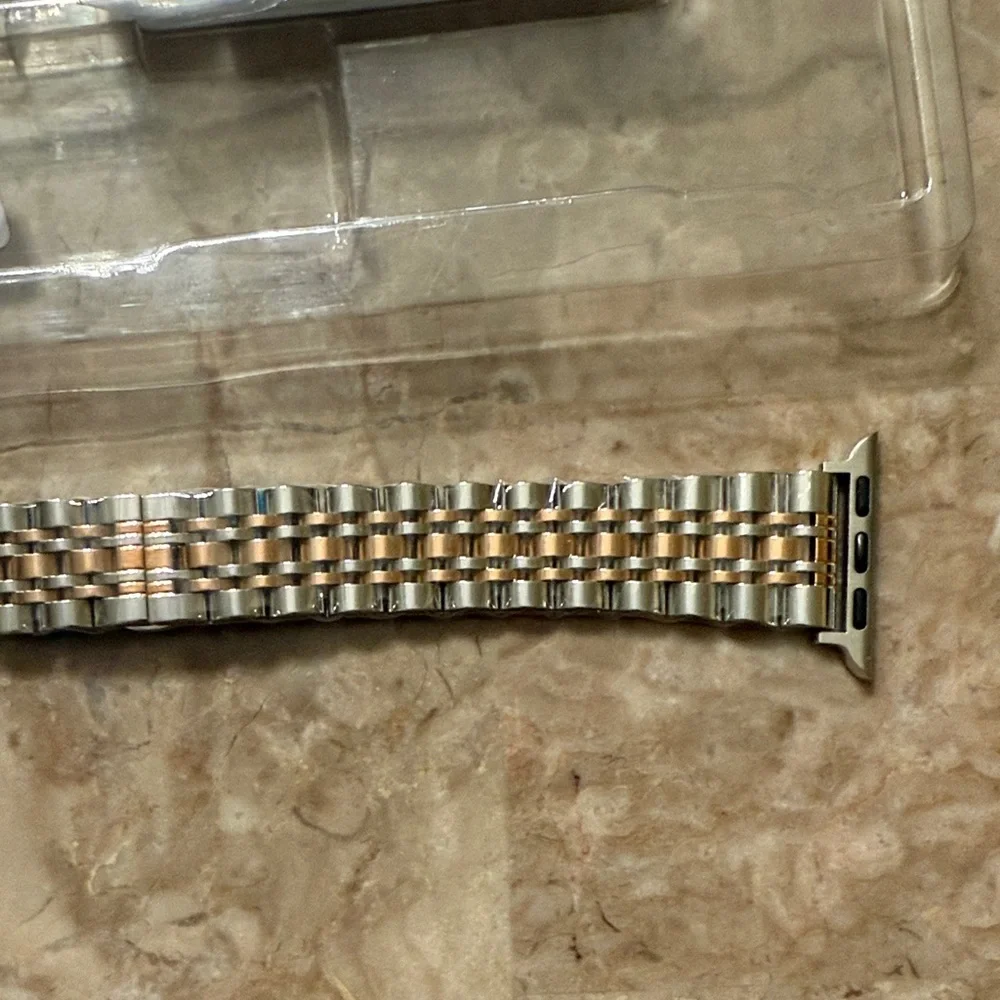 Slim Metal Band for Apple Watch. Stainless Steel Strap. Silver/Rose Gold